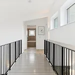 Paradiso By Interhome