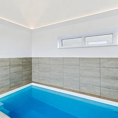 Paradiso By Interhome Lembruch